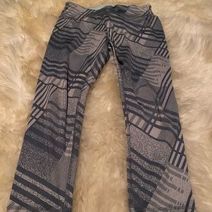 Capri workout leggings